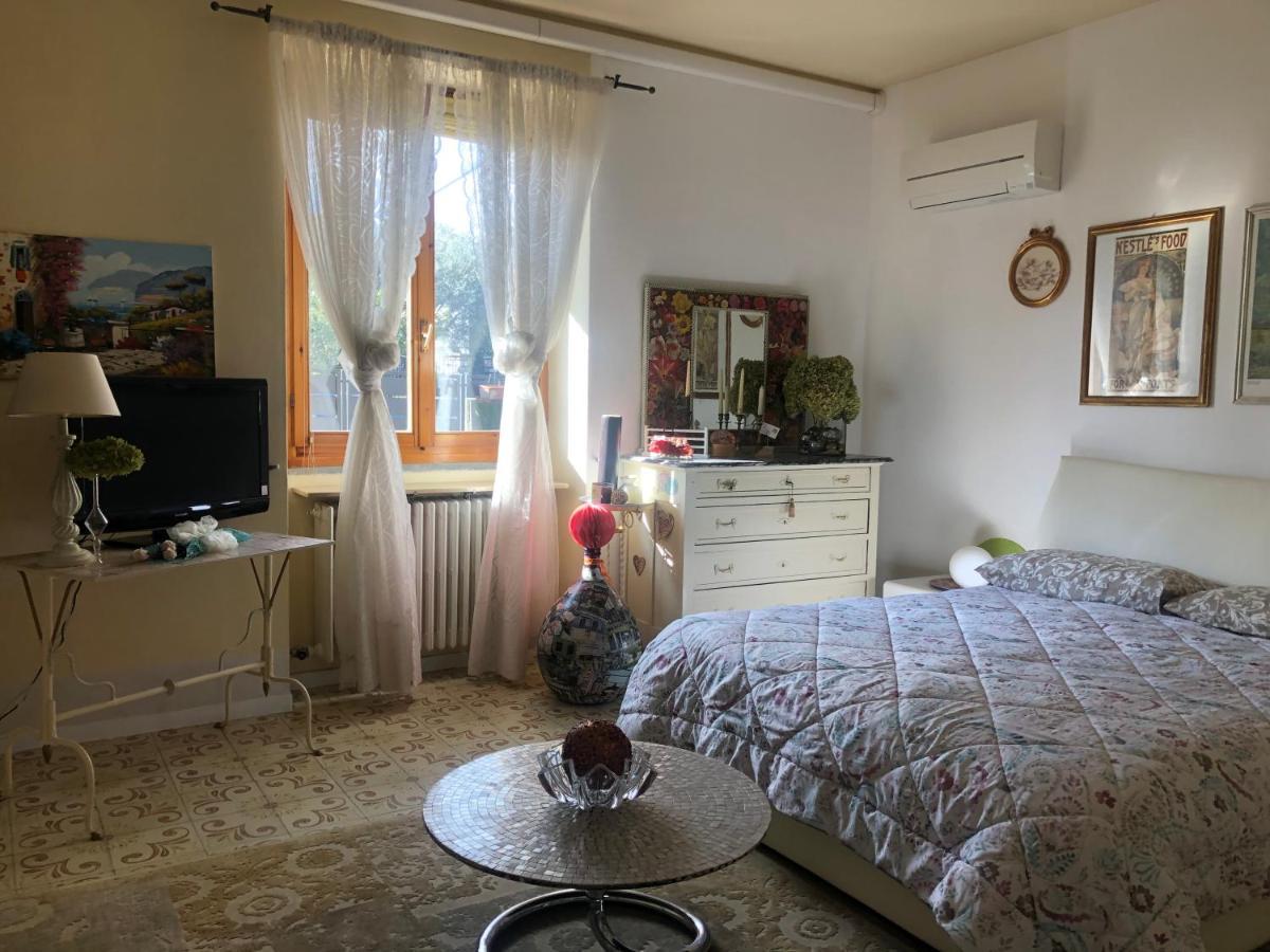 B & B Da Giusy Корте Франка Екстериор снимка
