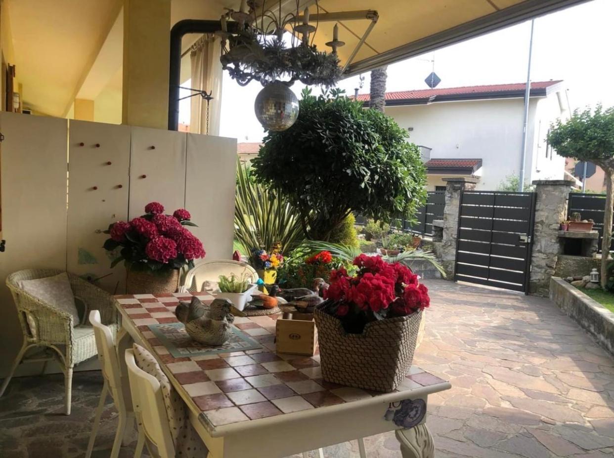B & B Da Giusy Корте Франка Екстериор снимка